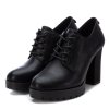 Μποτάκια Refresh black (172293)